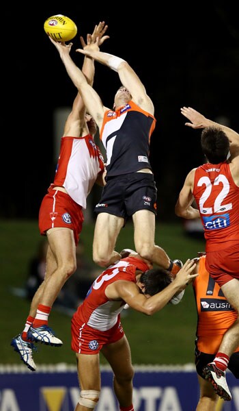 JLTRD2-SLIDER-MR.jpg Jeremy Cameron almost pulled in one of the marks of the year, but couldn't cling on after soaring during the GIANTS' loss to the Swans. - GWS Giants,Sydney Swans,Blacktown International Sportspark